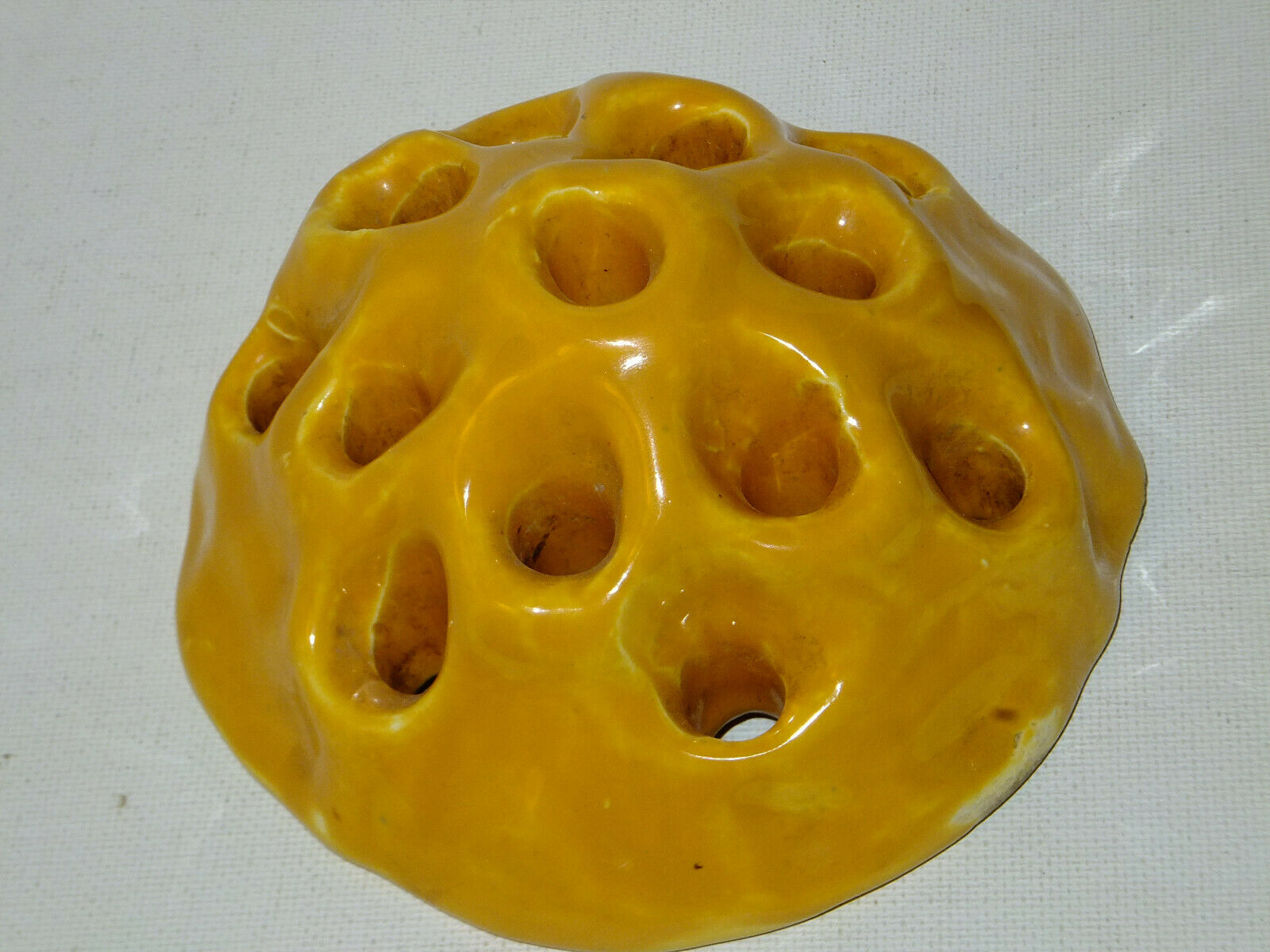 Persian Ware Germany Gold 13 Hole Flower Frog Pottery Holder
